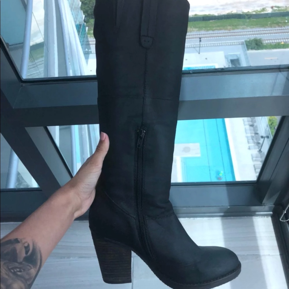 🚫SOLD🚫 Steve Madden Black raingerr boots - Picture 1 of 4